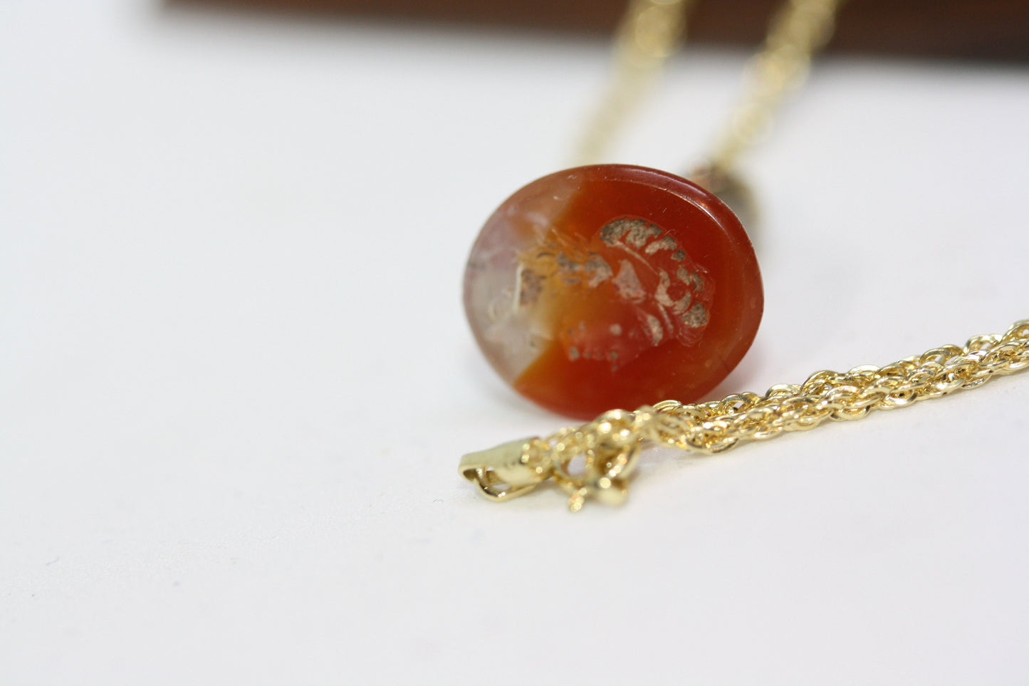Museum Quality 55BC Roman Emperor Intaglio Carved Agate Seal 10K Solid Yellow Gold Chain Women's Necklace 18"