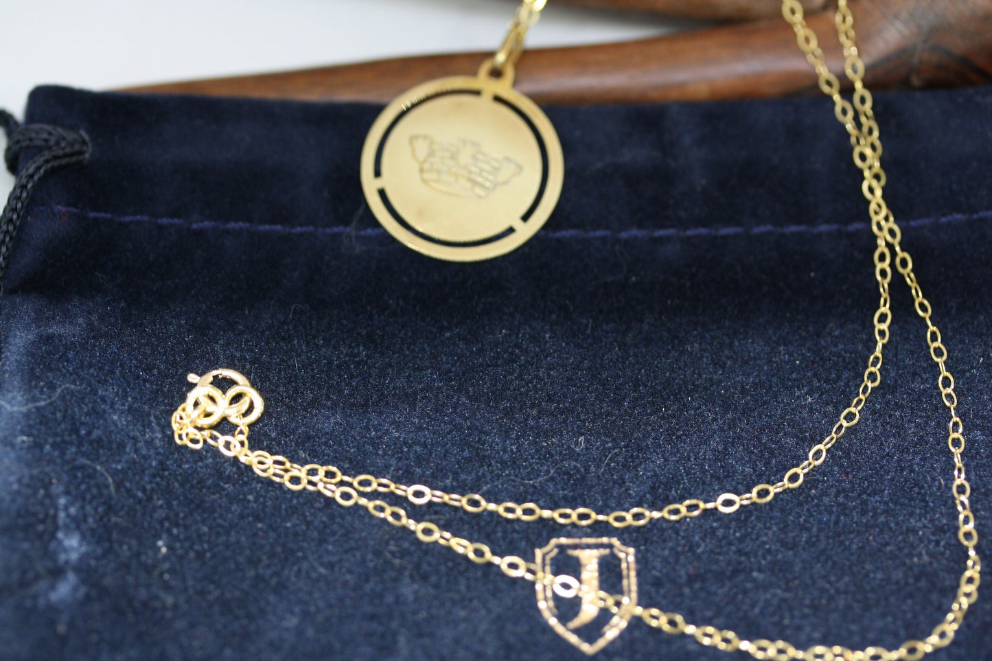 Castle Rook Chess Pendant MV Atlantic Ship 20" 14K 585 Yellow Gold Rolo Necklace
