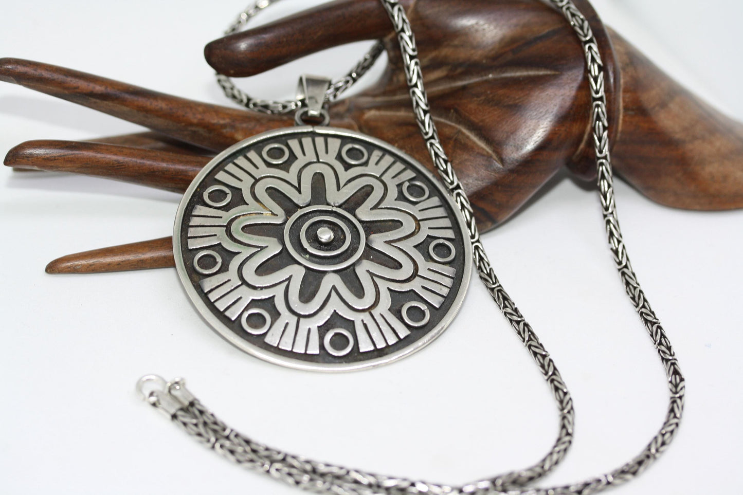 Exquisite Modern Mexican Designer Signed Maricela Ysidro Garcia 925 Sterling Silver 26" Contemporary Women's Necklace