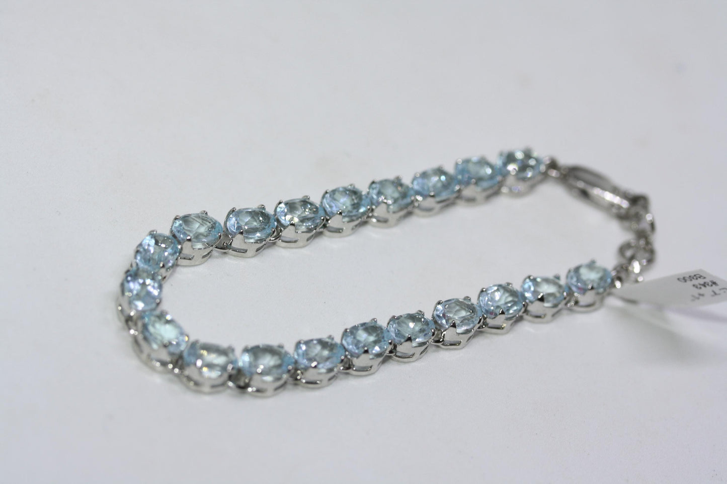 New 925 Sterling Silver 22 CT Ocean Blue Topaz Women's Tennis Bracelet 8"