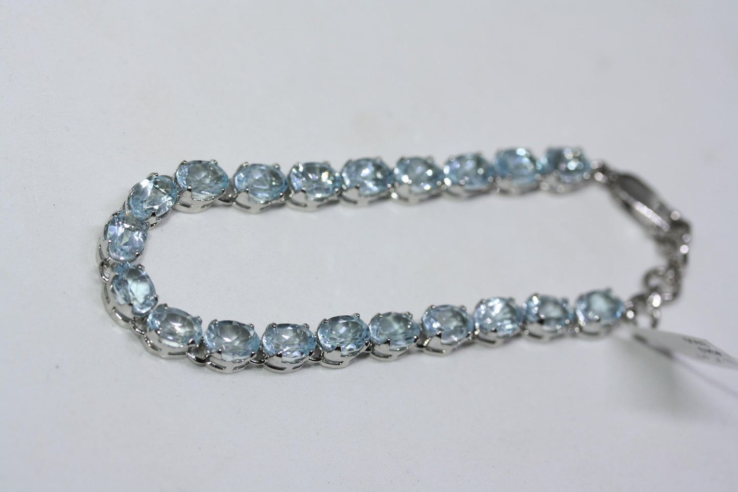 New 925 Sterling Silver 22 CT Ocean Blue Topaz Women's Tennis Bracelet 8"